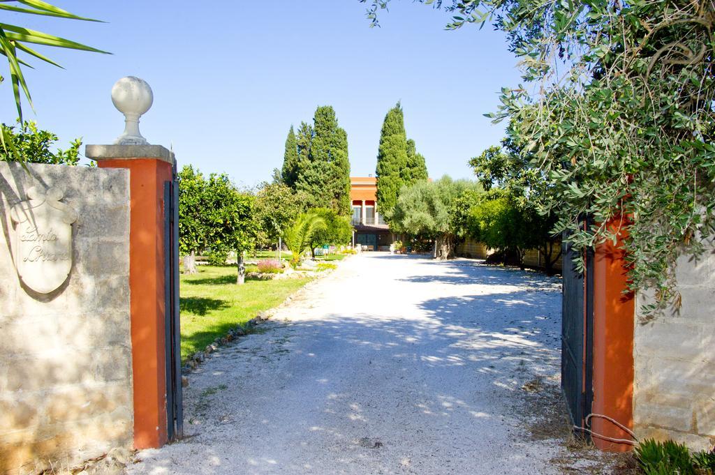 Agriturismo Santa Chiara Алецио Екстериор снимка