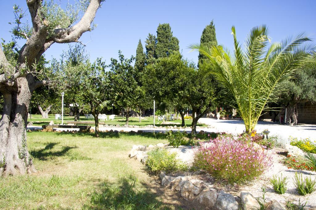 Agriturismo Santa Chiara Алецио Екстериор снимка