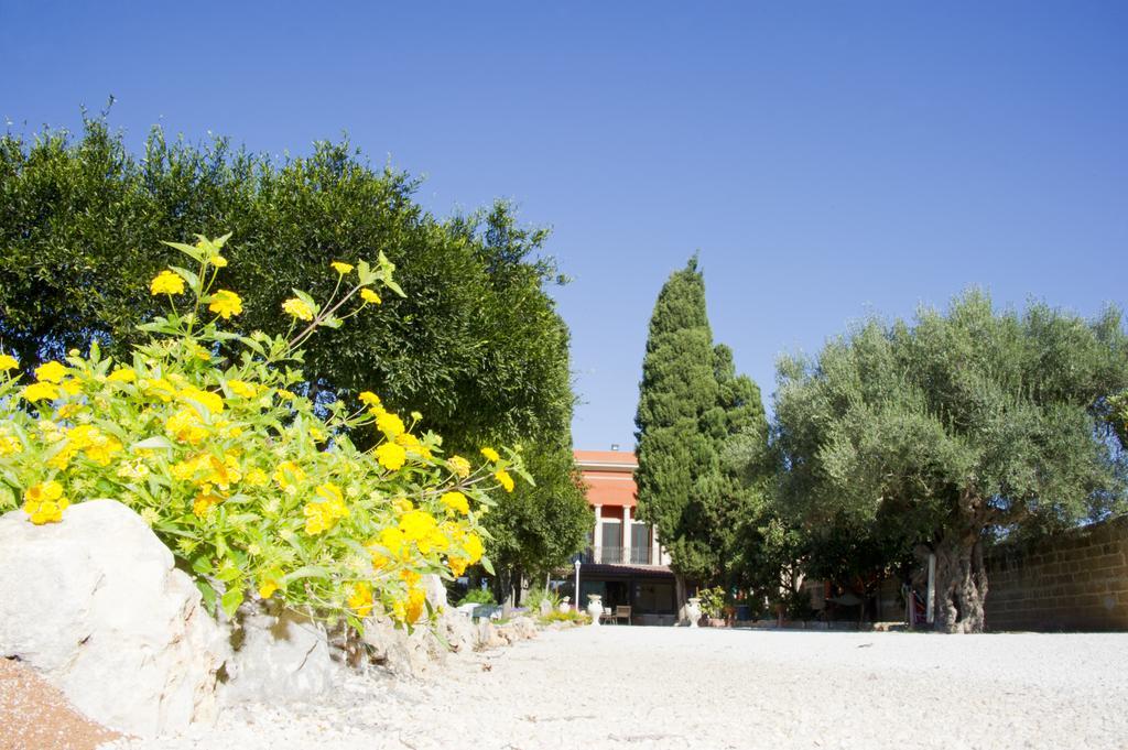 Agriturismo Santa Chiara Алецио Екстериор снимка