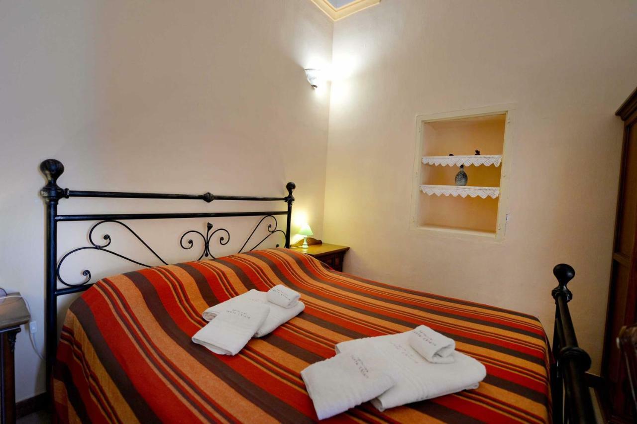Agriturismo Santa Chiara Алецио Екстериор снимка
