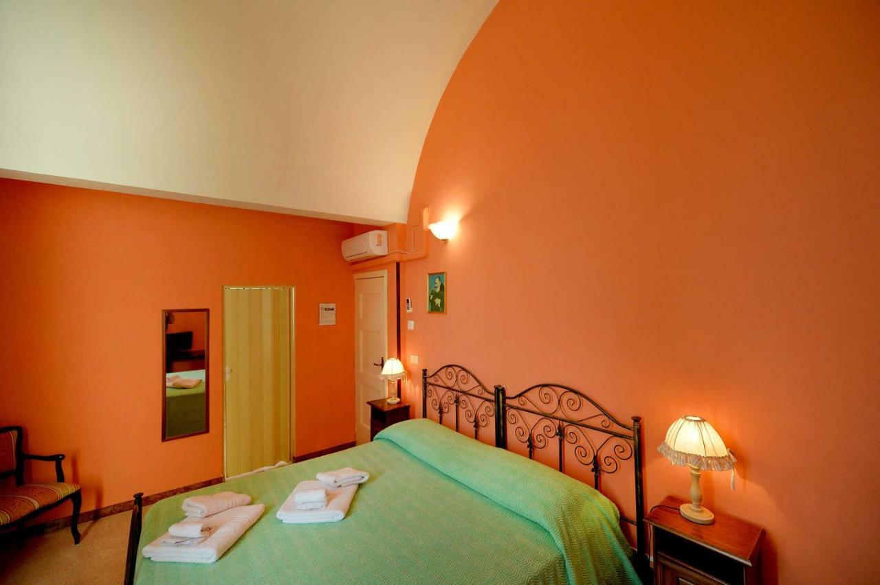 Agriturismo Santa Chiara Алецио Екстериор снимка