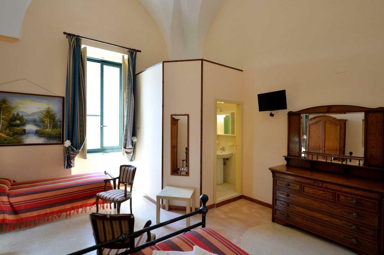 Agriturismo Santa Chiara Алецио Екстериор снимка