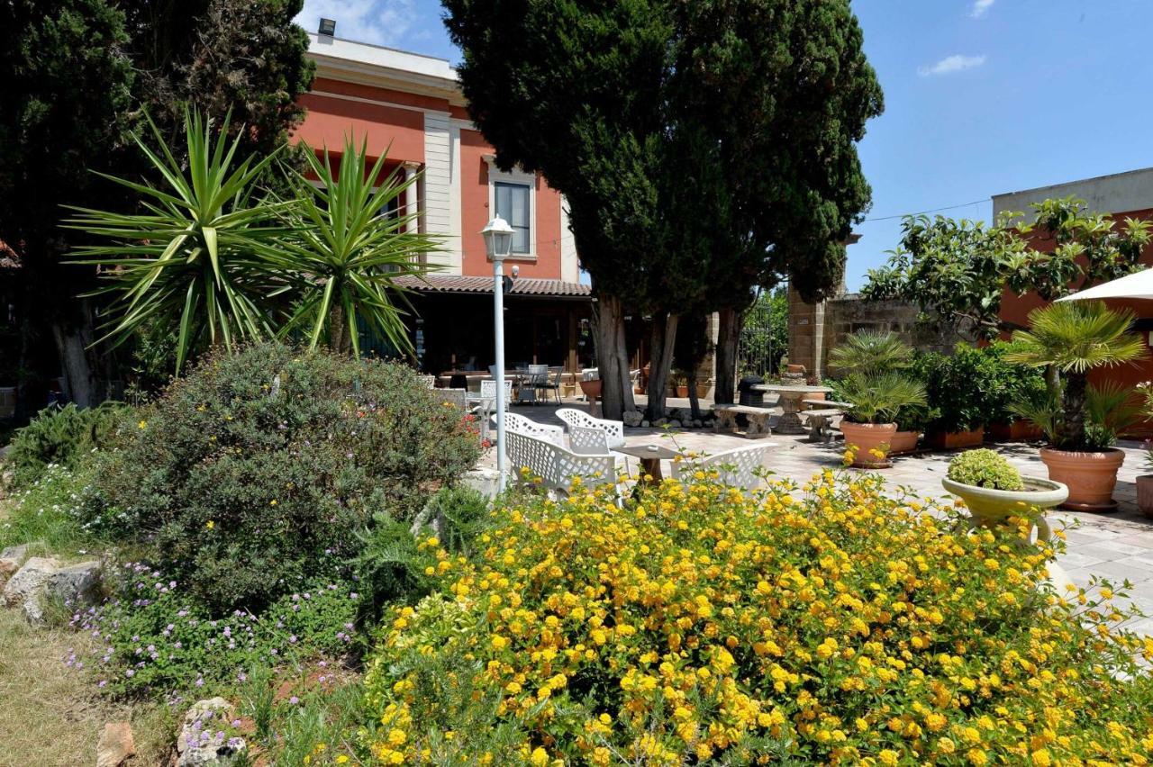 Agriturismo Santa Chiara Алецио Екстериор снимка
